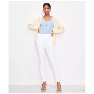 LOFT Petite High Rise Skinny Jeans In White